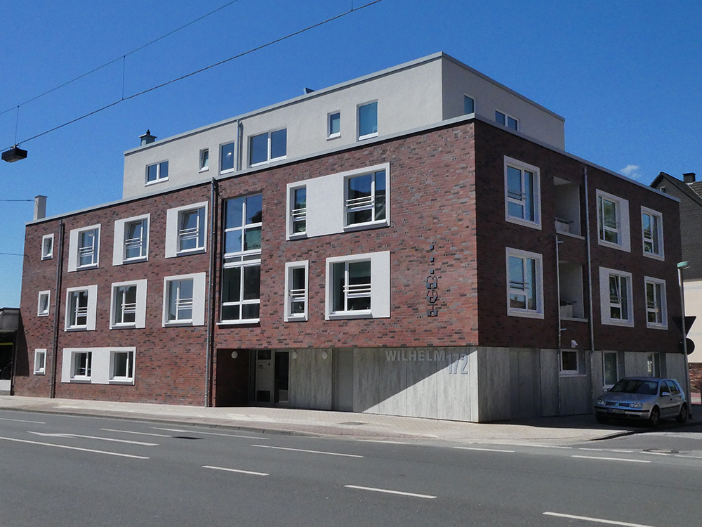 Neue Beschriftung an der Wilhelmstraße!