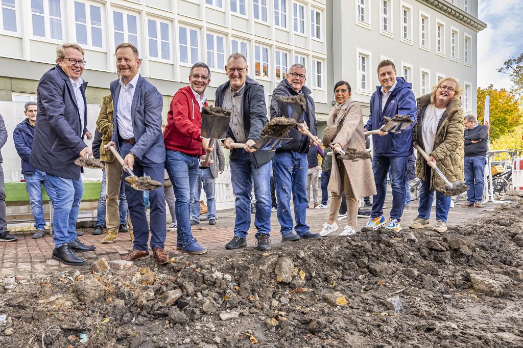 Spatenstich für neues Wohnprojekt in der Stadthausstraße