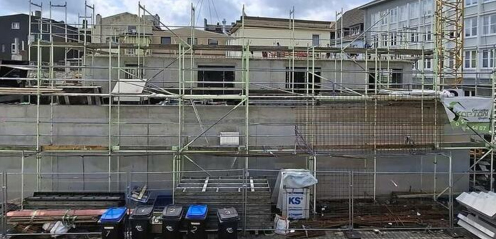 Neubau in der Stadthausstraße wächst zügig